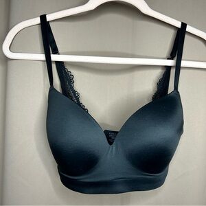 NWOT Soma Enbliss Luxe Wireless Lace J Hook - 32D